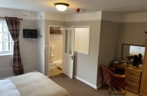 East Ilsley Bed & Breakfast | The Swan Inn