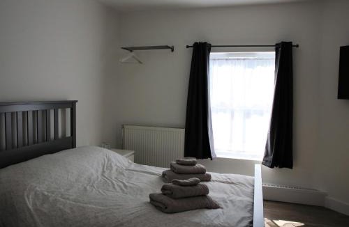 Netley Hotel | The Swan Inn