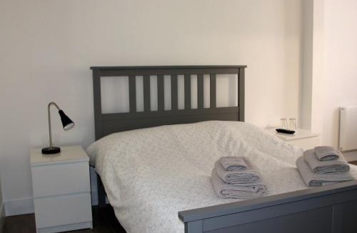 Netley Hotel | The Swan Inn