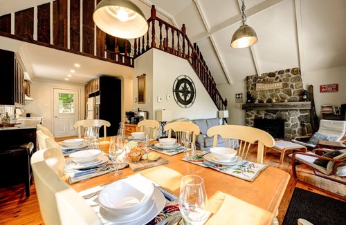 St-Adolphe-d'Howard Ski Chalet | `The Sweet Escape` Chalet Douce Evasion St Adolphe