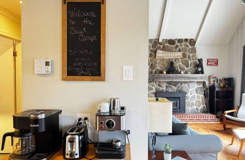 St-Adolphe-d'Howard Ski Chalet | `The Sweet Escape` Chalet Douce Evasion St Adolphe