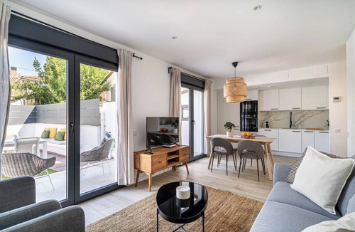 Sant Cugat del Valles House | The Sweet House - Perfect for relaxing-Pool and BBQ