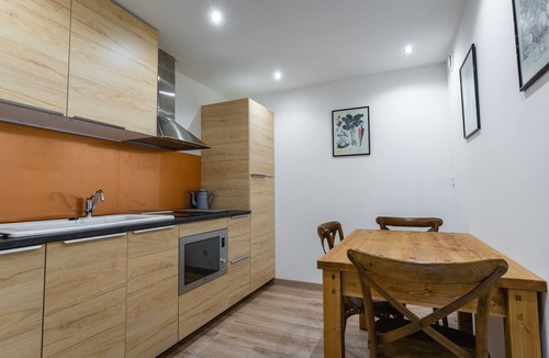 Louviers Apartment | The sweet calm, warmth and modernity to louvier