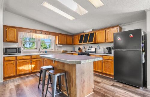 Sturgeon Bay House | The Sweet Retreat by Simple Life Rentals