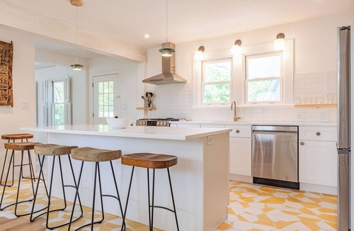 Walton Park House | The Sweet Spot: Fun-Filled Fall Getaway