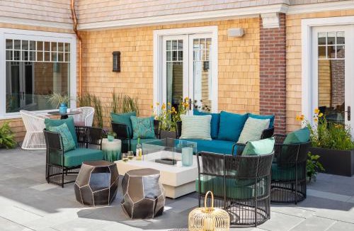 Edgartown Hotel | The Sydney, The Edgartown Collection