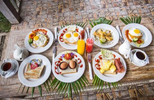 Mushroom Bay Resort | The Syron Huts Lembongan