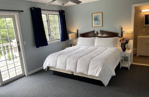 Mystic - New London Hotel | The Taber Inne & Suites