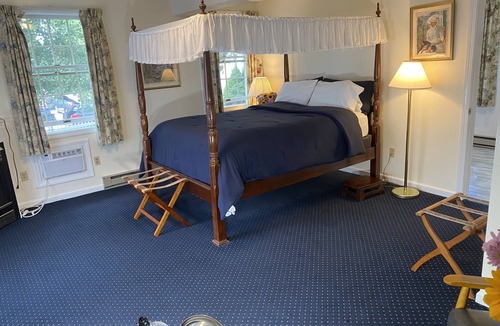Mystic - New London Hotel | The Taber Inne & Suites