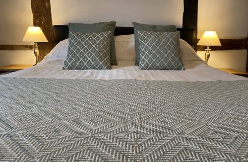 Knightwick Bed & Breakfast | The Talbot at Knightwick