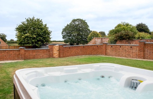 Kelmarsh House | The Talbot & Granary - Exclusive Elegant Homes