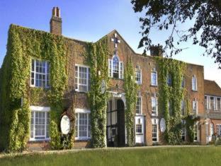 Ripley Hotel | The Talbot Inn