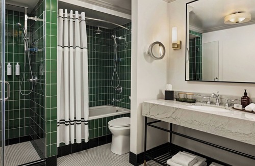 Rush and Division Hotel | The Talbott, Autograph Collection