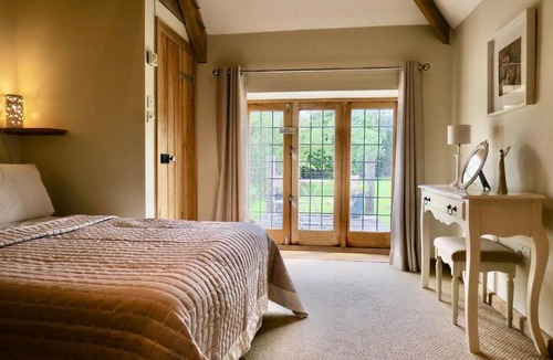 Chilthorne Domer House | The Tallet - converted three bed stable - no children under 8