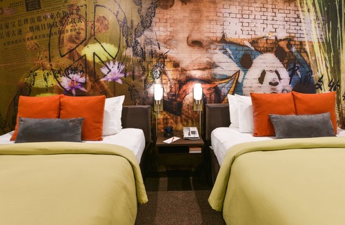 Burbank Hotel | The Tangerine - A Burbank Hotel