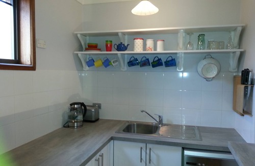 Bexley House | The Tardis2 - Huge Leafy Balcony BBQ