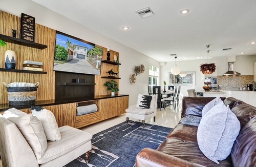Tarpon River House | The Tarpon River House