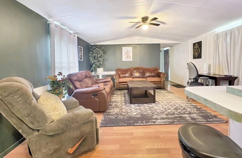 Tatum House | The Tatum Turnkey- 4 bed, 2 Bath, 4 tvs