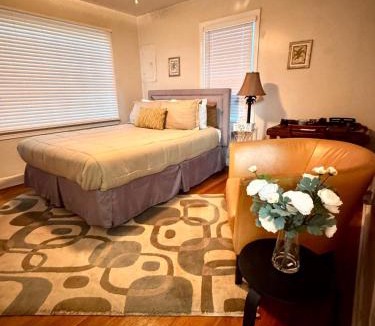Augusta House | The Tee Time Cottage