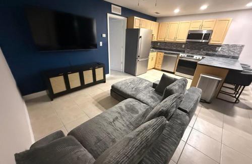 Poinsettia Heights Hotel | The Tel Ft Lauderdale