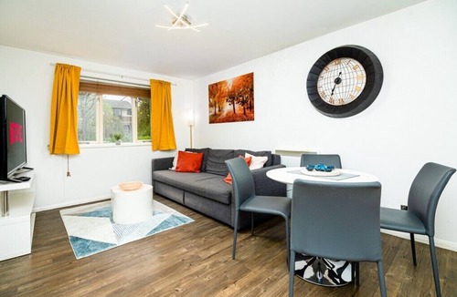 Island Gardens Apartment | The Telegraph Place in Isle of Dogs, close to Canary Wharf