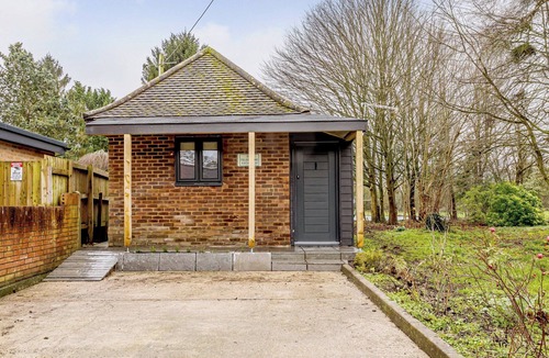 Warminster Cottage | The Telephone Exchange