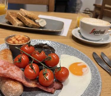 Ewyas Harold Hotel | The Temple Bar Inn