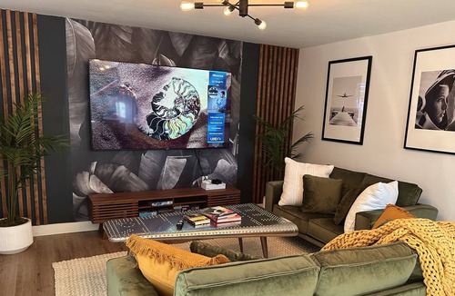 South Delridge House | The Terminal Lounge Around the world experience