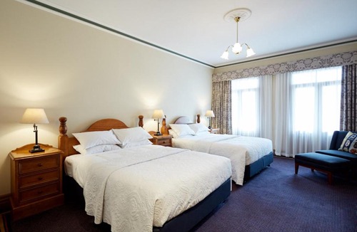 Cranbourne Hotel | The Terrace at The Settlement