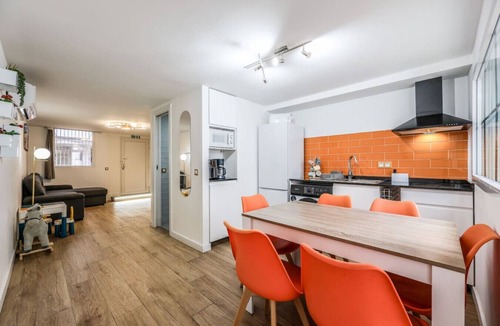 Alcala de Henares House | The Terrace House, Perfect for Families