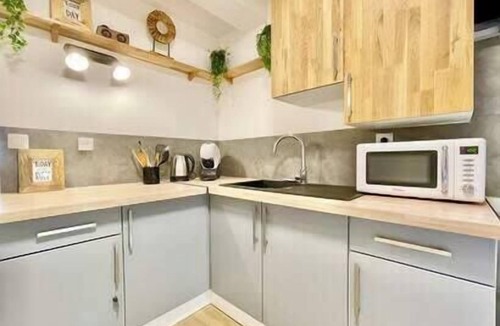Saint-Nazaire Apartment | The Terrace - Near Downtown - BBQ