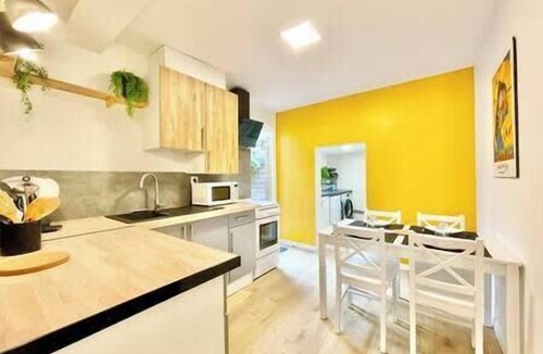 Saint-Nazaire Apartment | The Terrace - Near Downtown - BBQ