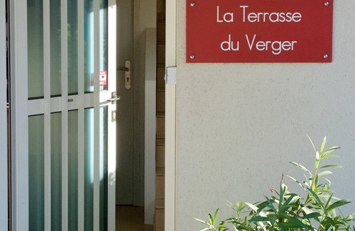 Carquefou Apartment | The Terrace of the Orchard