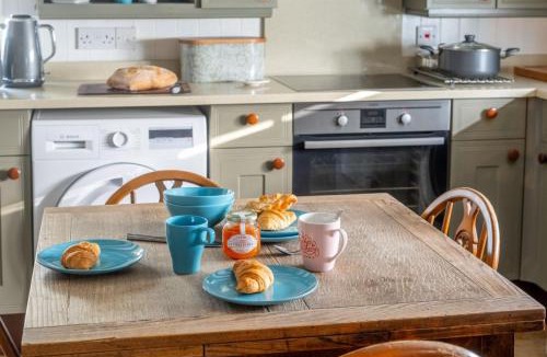 Fressingfield House | The Thatched Lodge