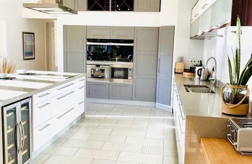 Hemingford Grey House | The Thorpe Guesthouse