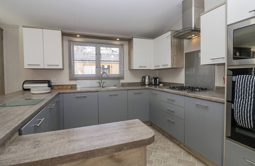 Carnforth Cottage | The Three Bears Lodge, Coniston Drive 11