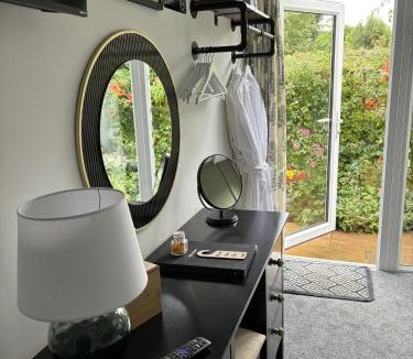 Stockbridge Hotel | The Three Cups Inn