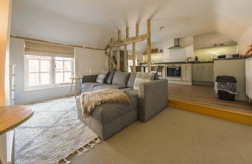 Bartlow House | The Three Hills