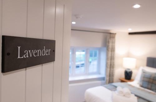 Briston Bed & Breakfast | The Three Horseshoes