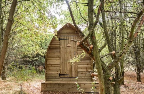 Inkberrow Cabin | The Three Mile Hideaway