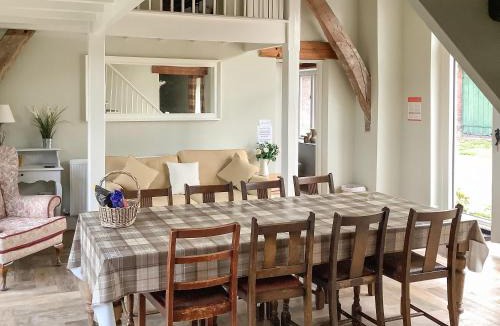 Hundall House | The Threshing Barn- 25347