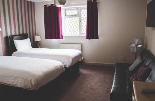 Coughton Hotel | The Throckmorton