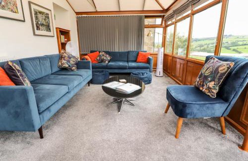 Haworth House | The Thyme House