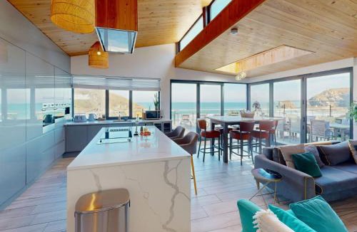 Portreath House | The Tide House