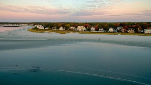 Kennebunkport Hotel | The Tides Beach Club