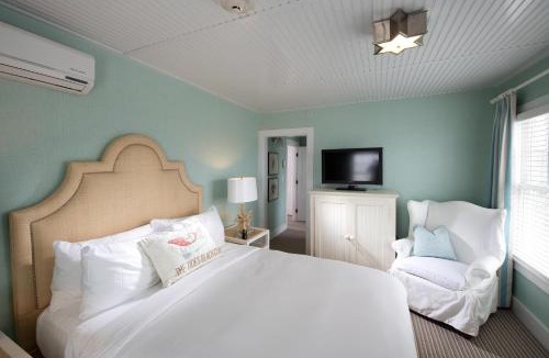 Kennebunkport Hotel | The Tides Beach Club