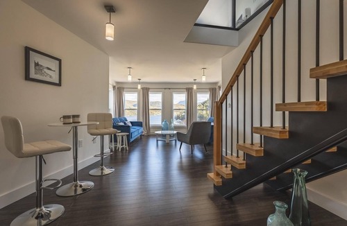 Norris Point Hotel | The Tides Inn