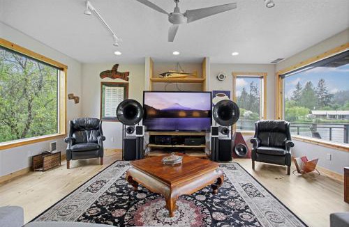 Skamokawa House | The Tides