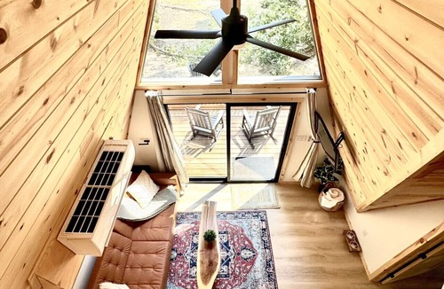 Ironton Cabin | The Tiegen Rae: cozy mountain cabin with huge views