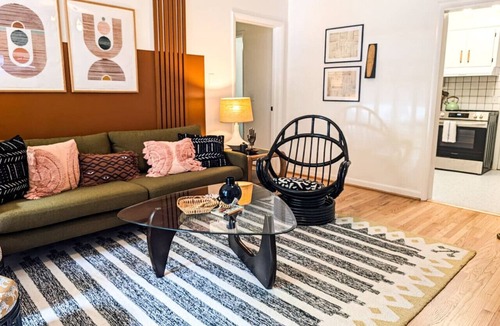 Columbia Apartment | The Tiki Suite | 2BR 2BA | Newly Renovated!